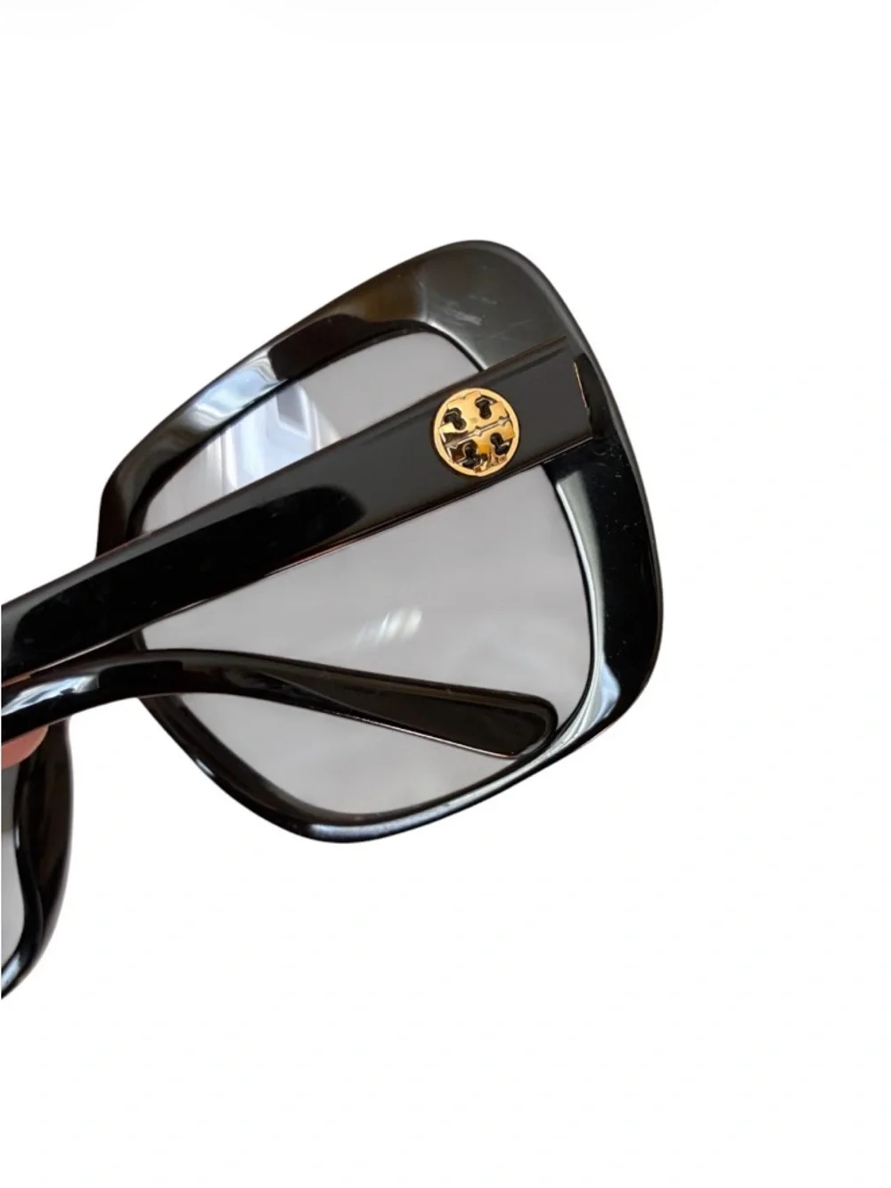 TORY BURCH Sunglasses
